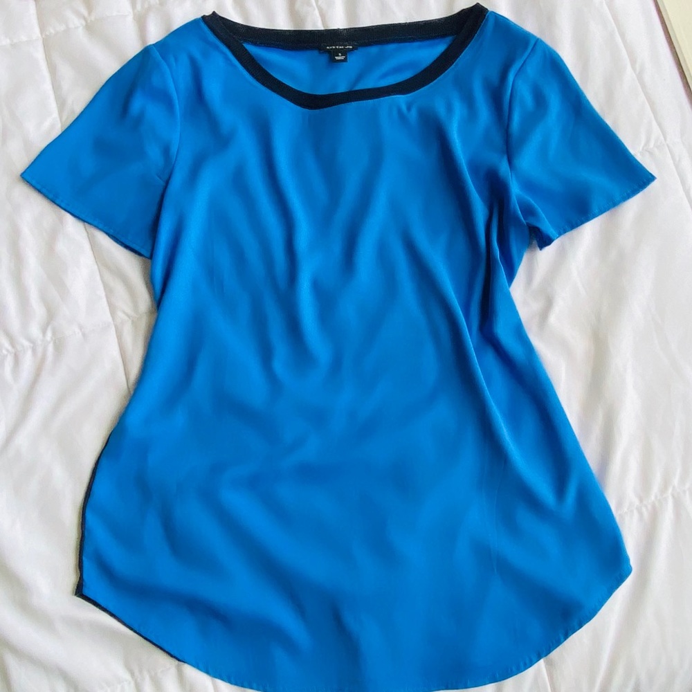 Royal and Navy Ann Taylor Blouse